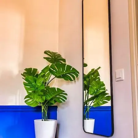 Colorful - Cathedrale アパート